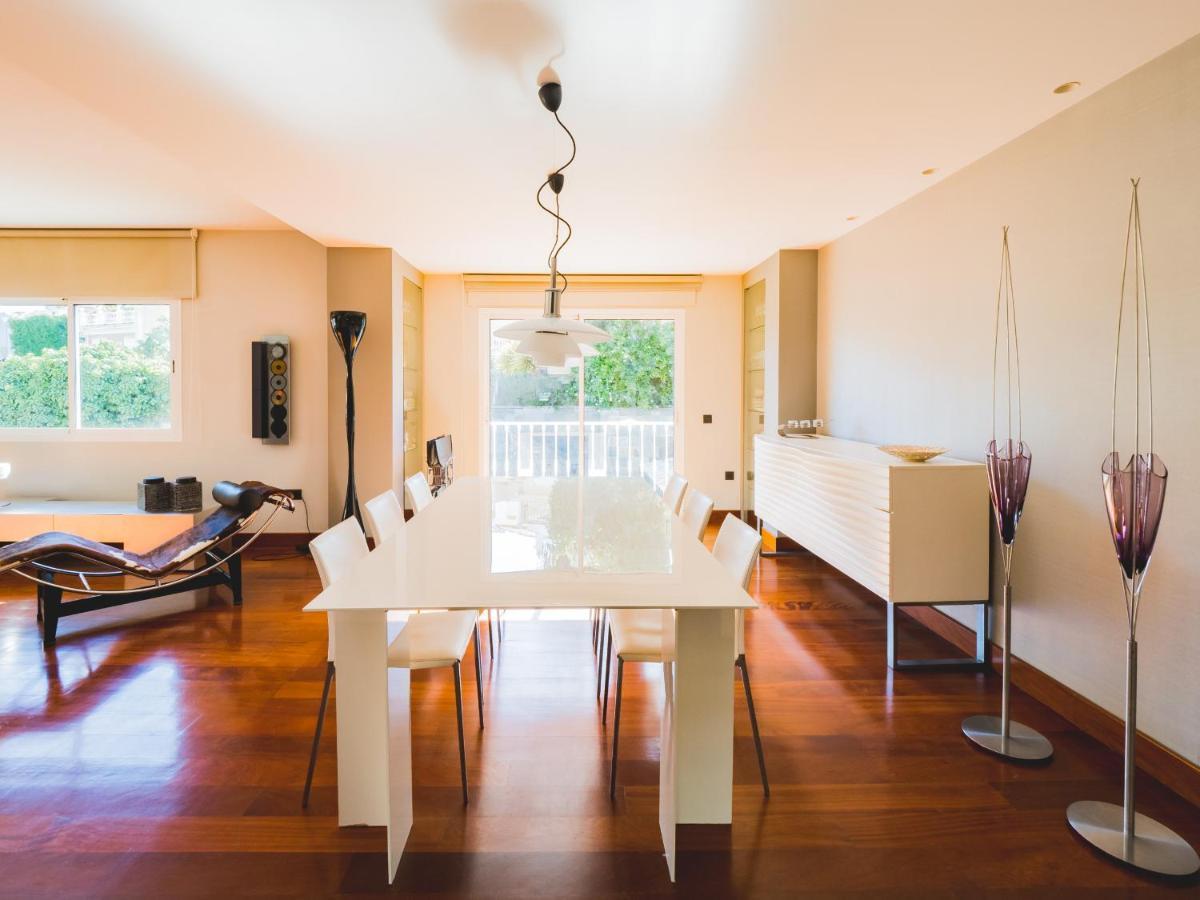 Cubo'S Gibralfaro House Center Villa Malaga Exterior photo